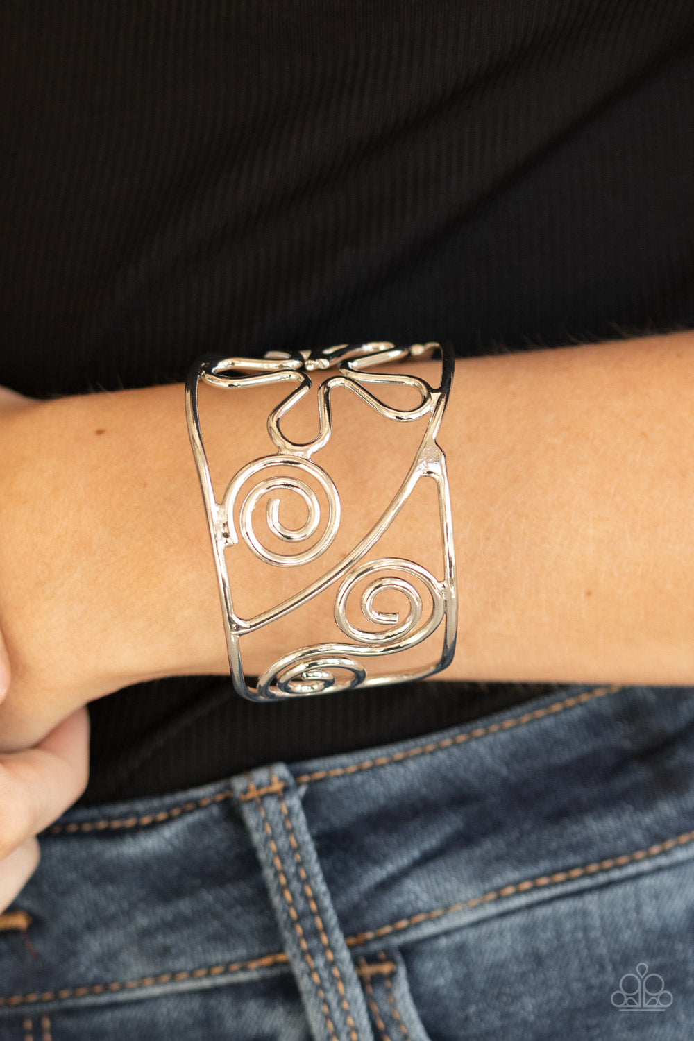 Groovy Sensations - Silver cuff bracelet