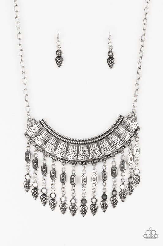 The Desert Is Calling - Silver necklace