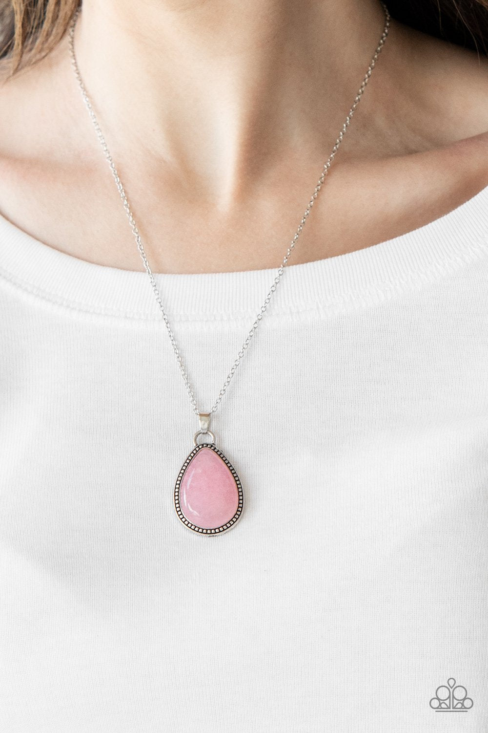 On The Home FRONTIER - Pink necklace