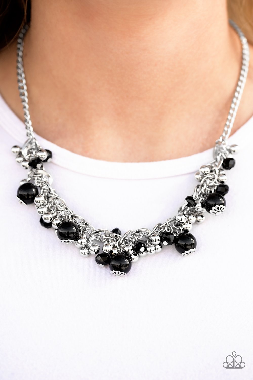 A Pop of Posh - black necklace