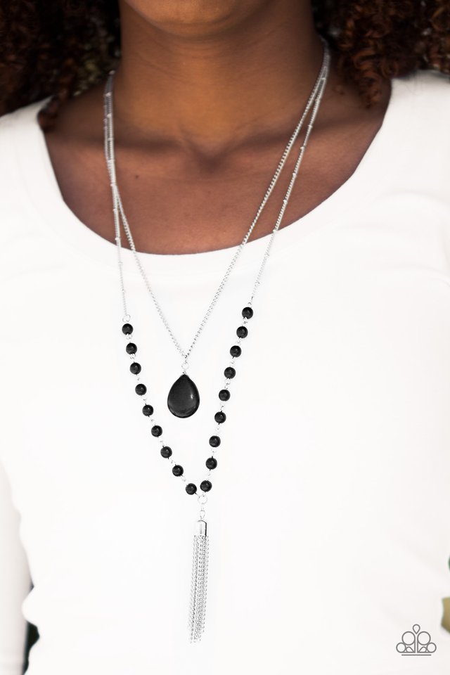 Flintstone Flirt – Black necklace